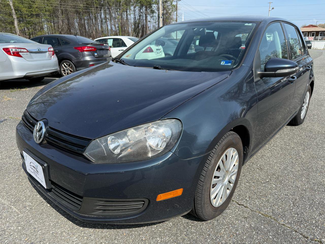 Used 2013 Volkswagen Golf 4-Door image 3