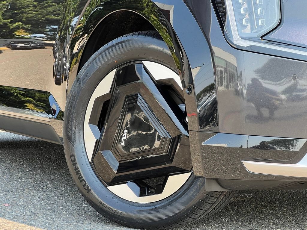 Certified 2024 Kia EV9 Land AWD/4WD image 2