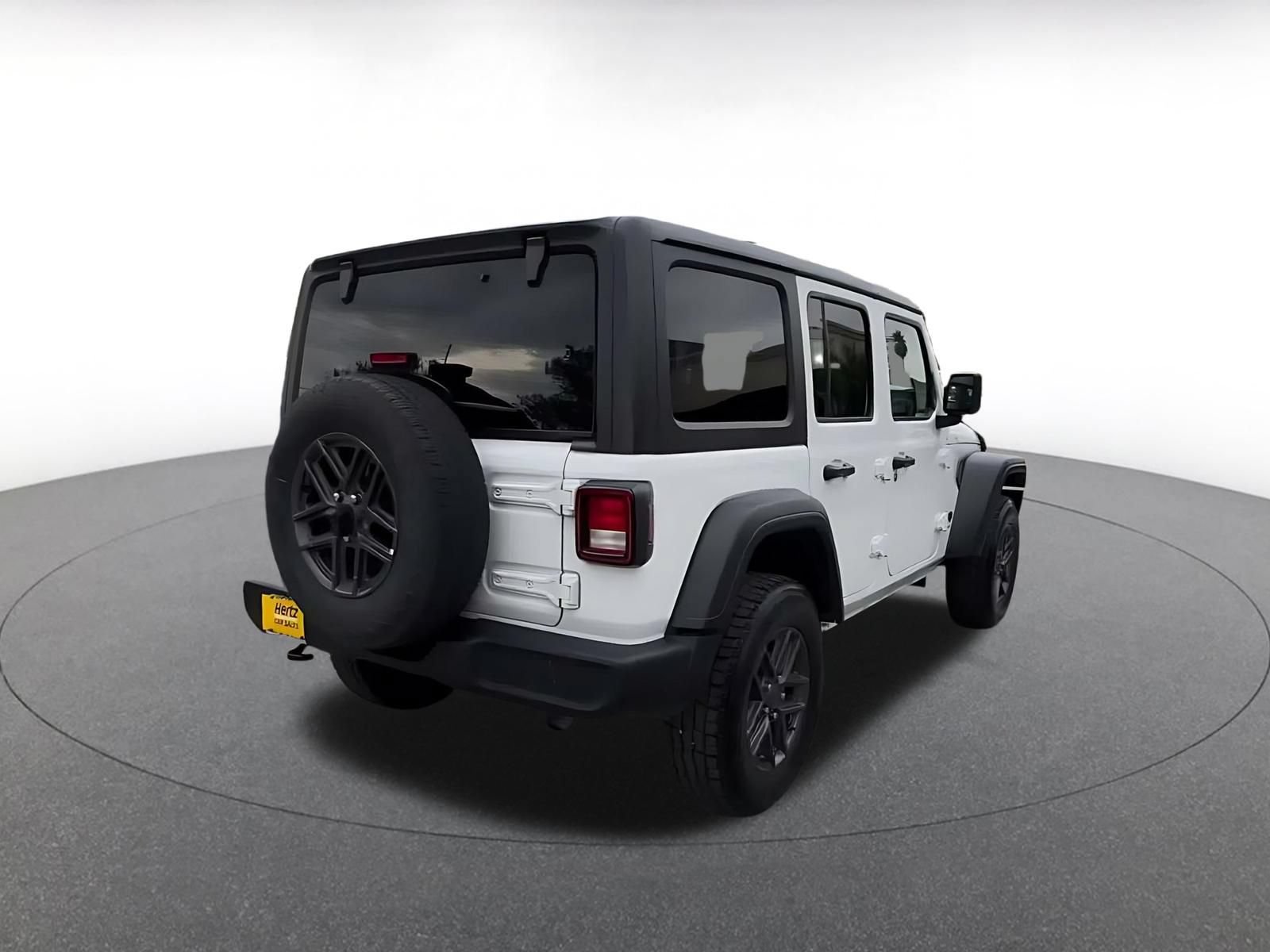 Used 2025 Jeep Wrangler Unlimited Sport AWD/4WD image 14