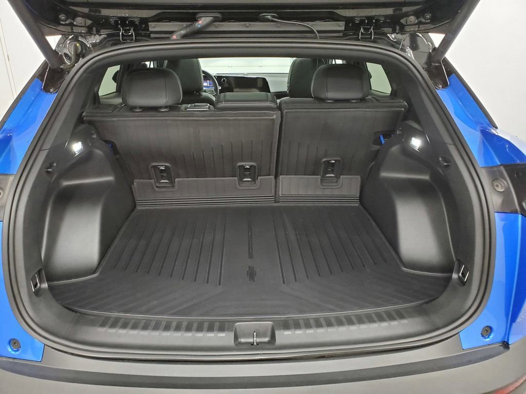 Used 2025 Chevrolet Blazer EV LT FWD image 26