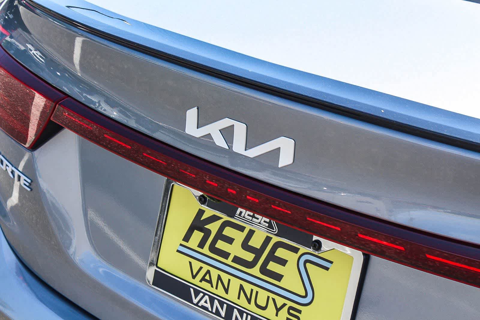Used 2022 Kia Forte GT-Line FWD image 11