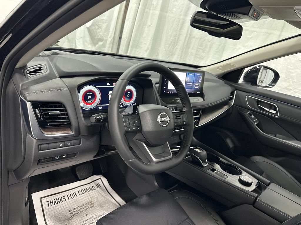 Used 2026 Nissan Rogue Platinum w/ Platinum Premium Package AWD/4WD image 15