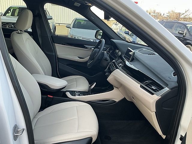 Used 2021 BMW X1 sDrive28i w/ Convenience Package image 11