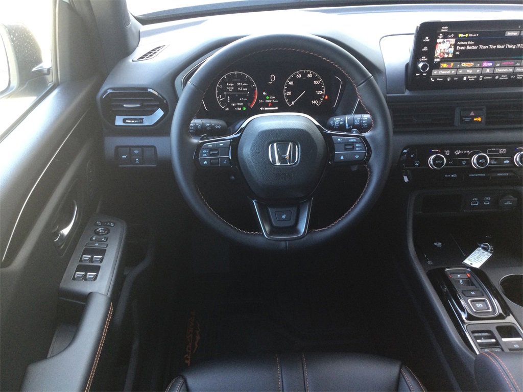 New 2025 Honda Pilot TrailSport image 12