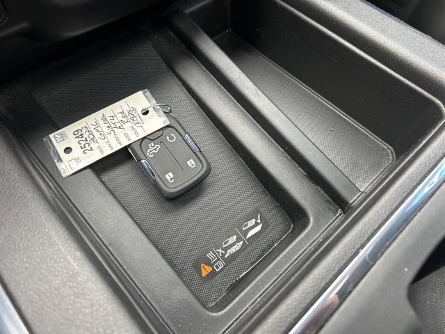 Used 2022 GMC Sierra 1500 AT4 w/ AT4 Premium Package image 24