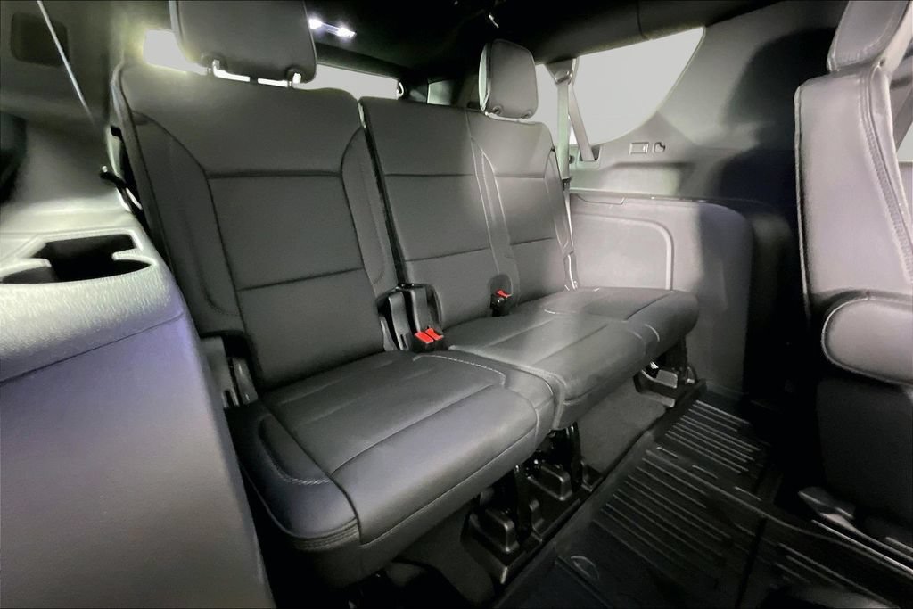 Used 2026 GMC Yukon XL Denali RWD image 25