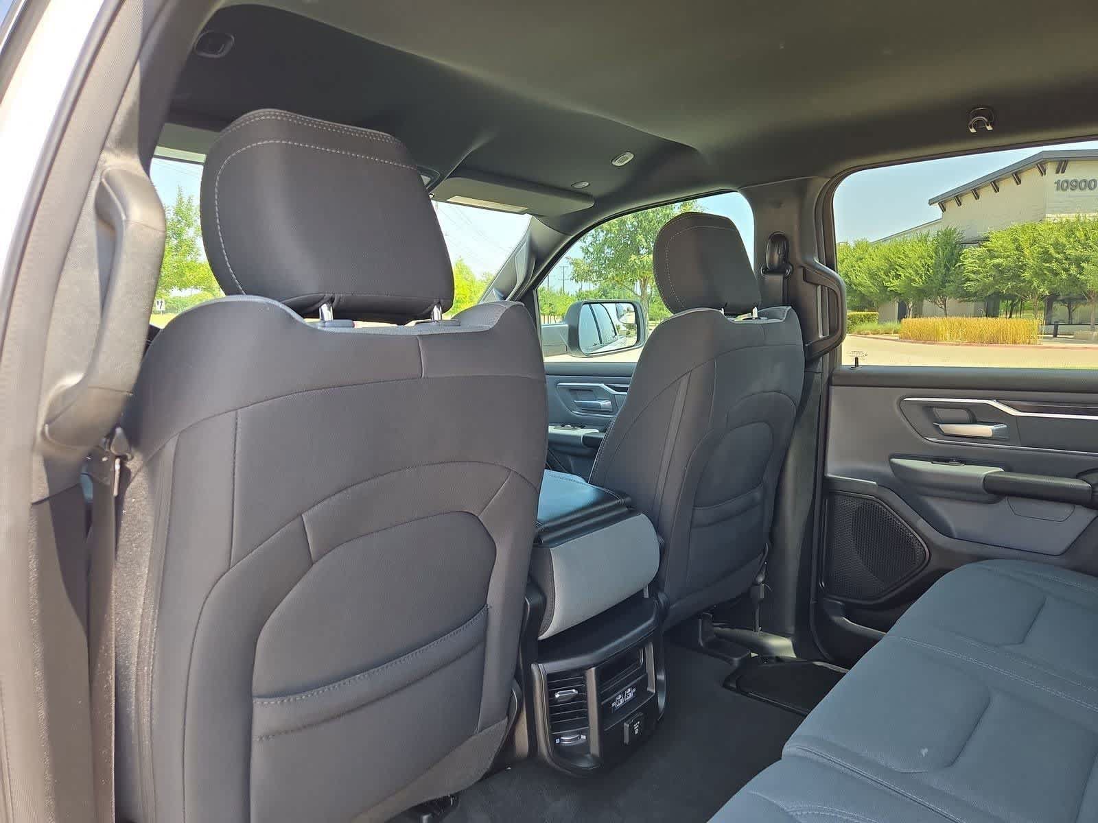 Used 2022 RAM 1500 Big Horn AWD/4WD image 16