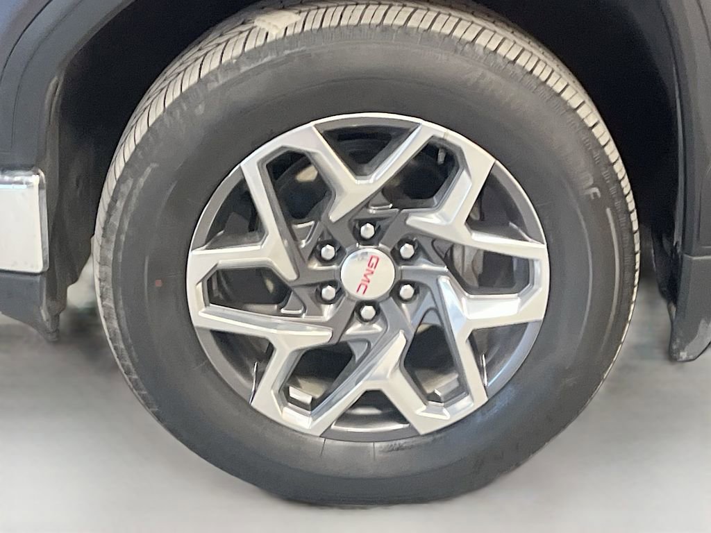 Used 2023 GMC Sierra 1500 SLT w/ SLT Premium Package image 32