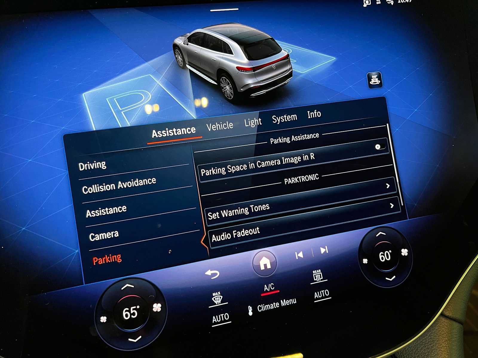 Used 2023 Mercedes-Benz EQS 580 4MATIC SUV image 37
