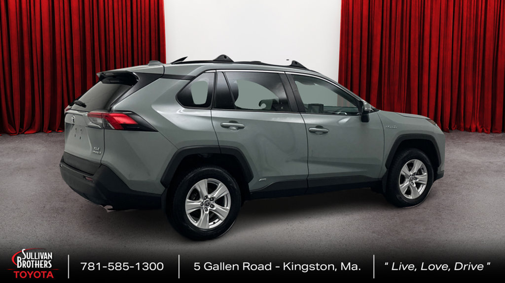 Used 2021 Toyota RAV4 XLE w/ Convenience Package AWD/4WD image 5
