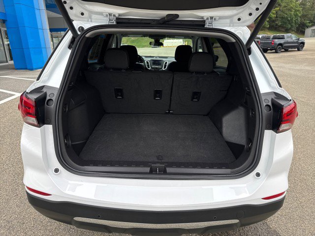 Used 2024 Chevrolet Equinox LT image 11