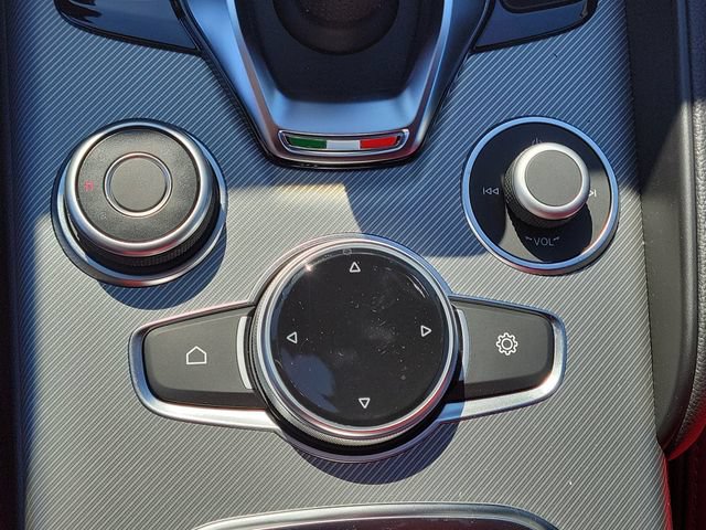 New 2026 Alfa Romeo Giulia w/ Driving Assist Package RWD image 26