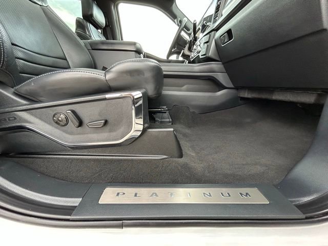 Used 2025 Ford F350 Platinum image 46
