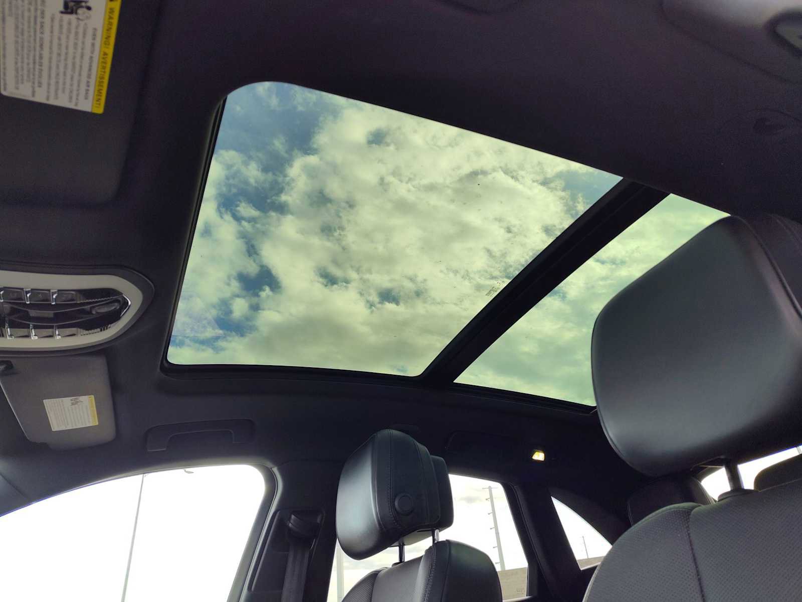 Used 2020 Porsche Macan image 12