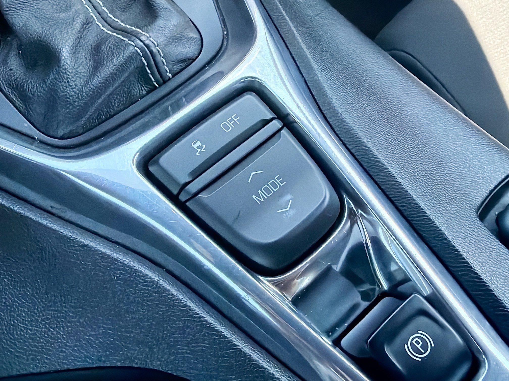 Used 2017 Chevrolet Camaro SS image 28