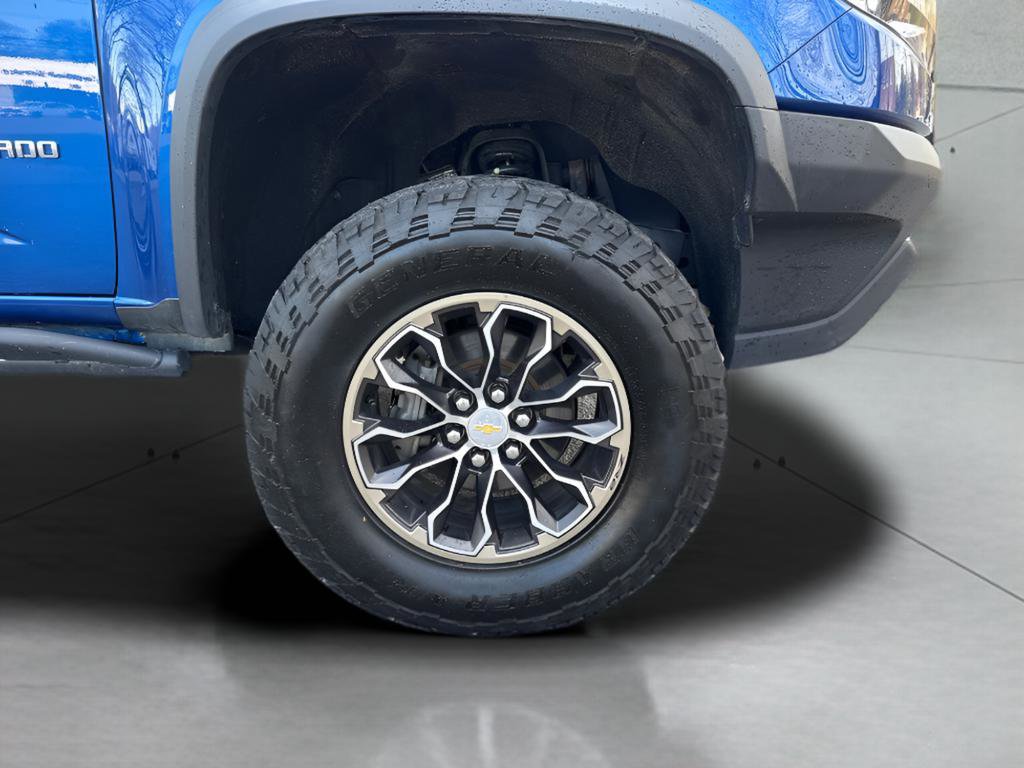 Used 2019 Chevrolet Colorado ZR2 AWD/4WD image 2