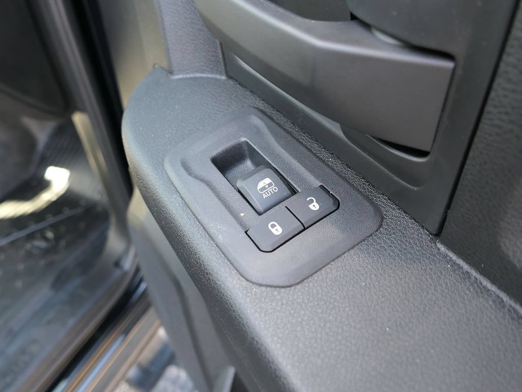 New 2026 RAM 5500 Tradesman AWD/4WD image 23