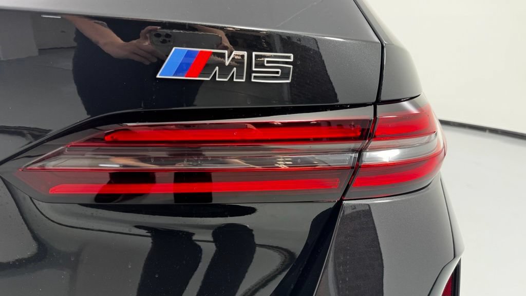 New 2027 BMW M5 Touring AWD/4WD image 7