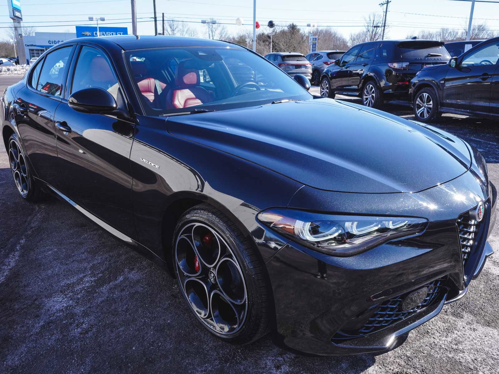 Used 2024 Alfa Romeo Giulia Veloce image 3