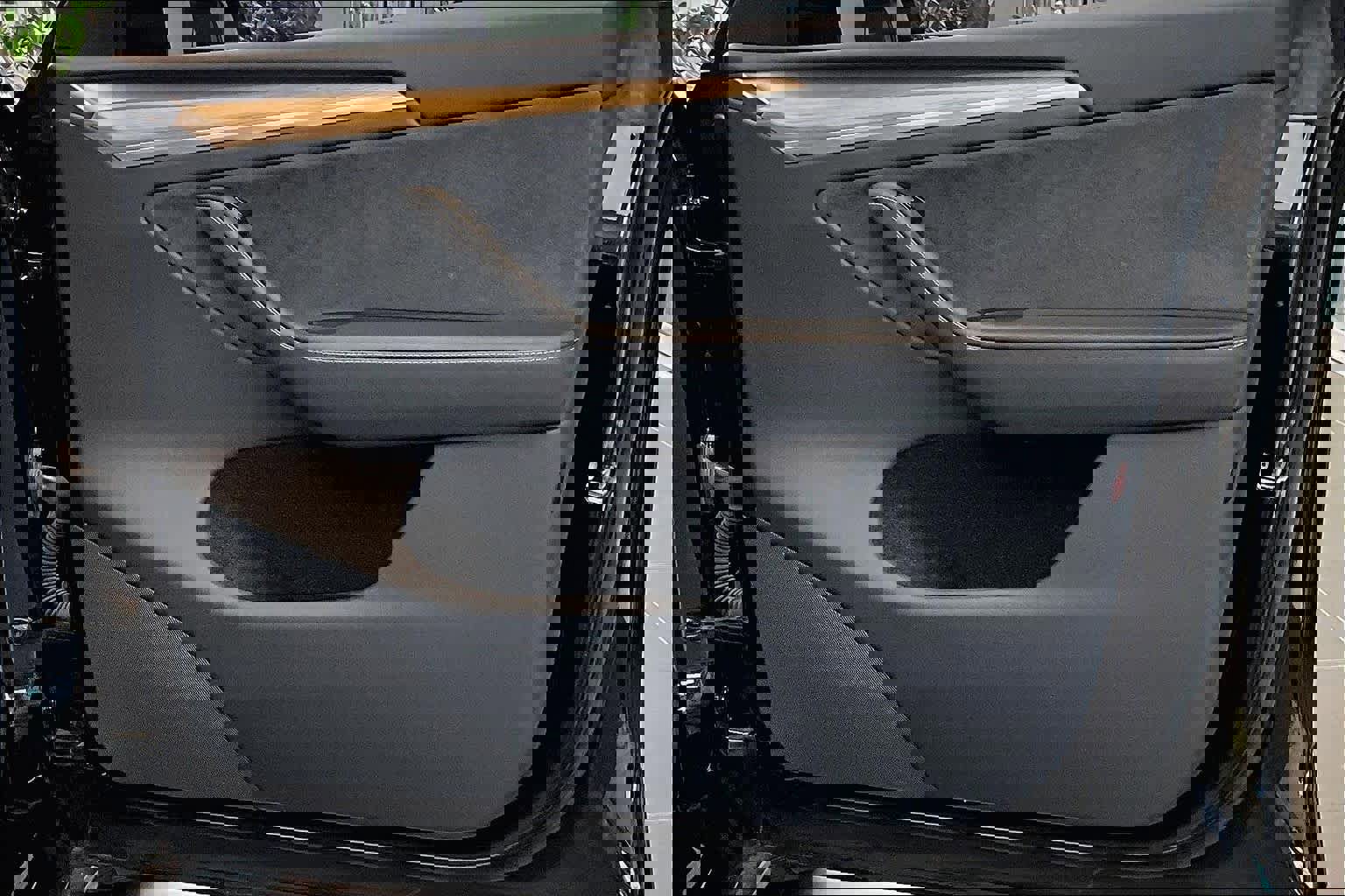 Used 2024 Tesla Model Y Performance image 22