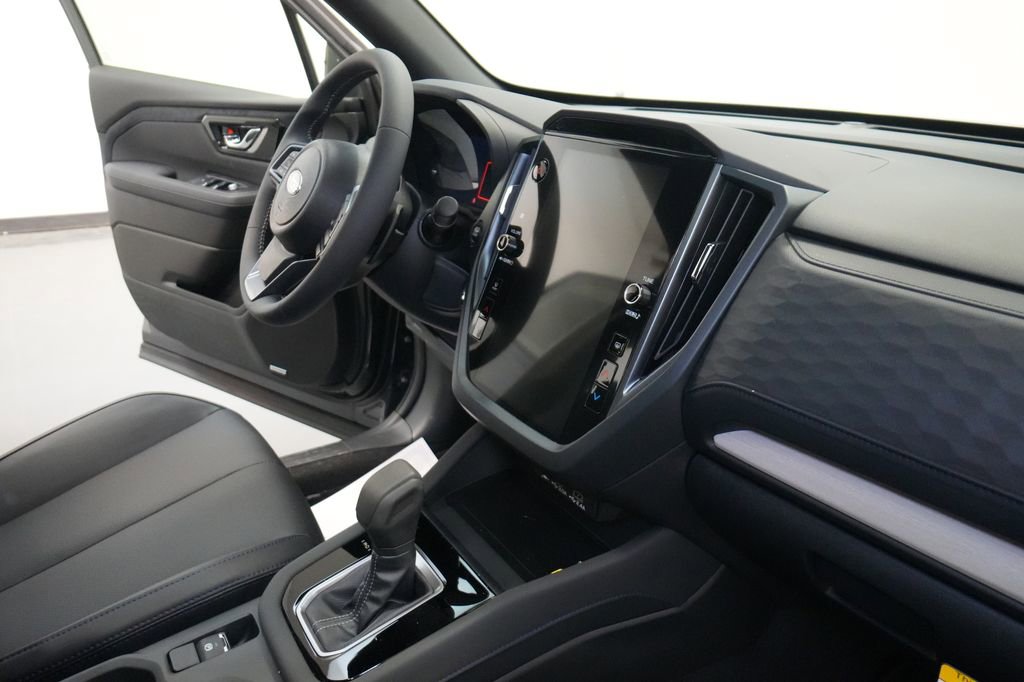 New 2025 Subaru Forester Limited image 28