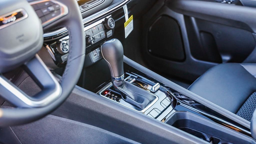 New 2026 Jeep Compass Latitude image 20