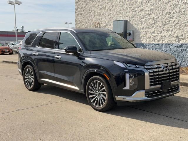 Used 2024 Hyundai Palisade Calligraphy image 1