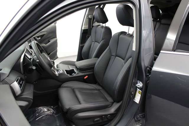 Used 2024 Subaru Outback Touring XT AWD/4WD image 11