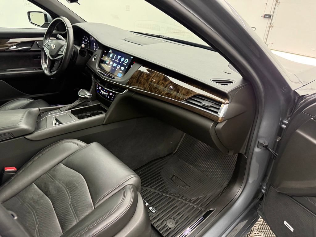 Used 2018 Cadillac CT6 Luxury w/ Active Chassis Package AWD/4WD image 40