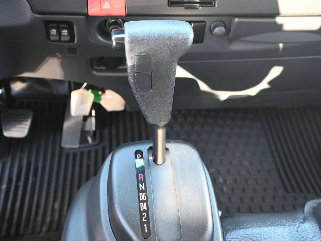 New 2025 Chevrolet Low Cab Forward RWD image 9