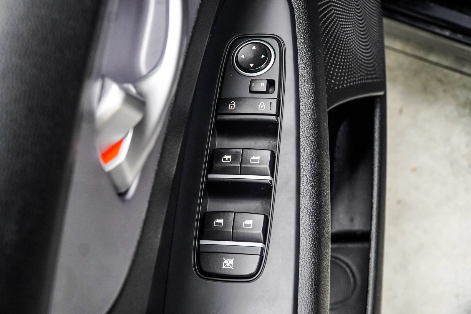 Used 2024 Kia Forte LXS FWD image 34