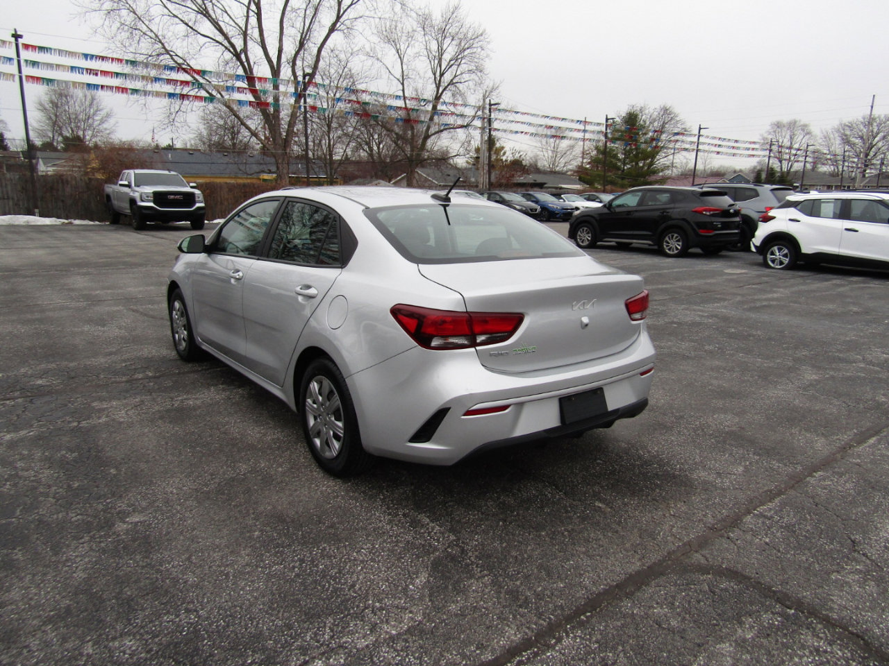 Used 2022 Kia Rio S image 5