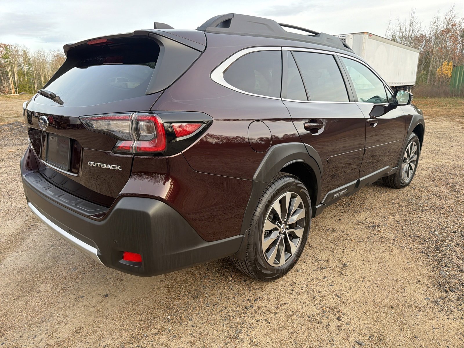 Used 2025 Subaru Outback Limited image 8