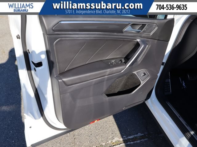Used 2021 Volkswagen Tiguan SEL Premium R-Line AWD/4WD image 17