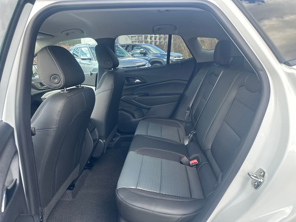 New 2025 Chevrolet Trax LT w/ LT Convenience Package image 41