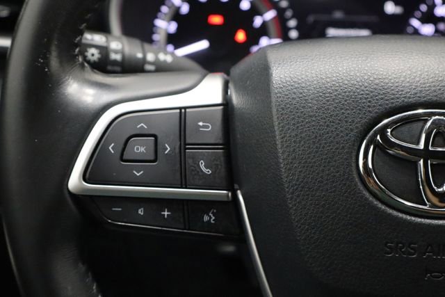Used 2023 Toyota Highlander XSE image 27