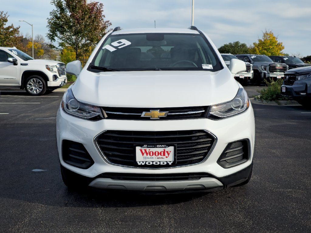 Certified 2019 Chevrolet Trax LT w/ LT Convenience Package FWD image 4