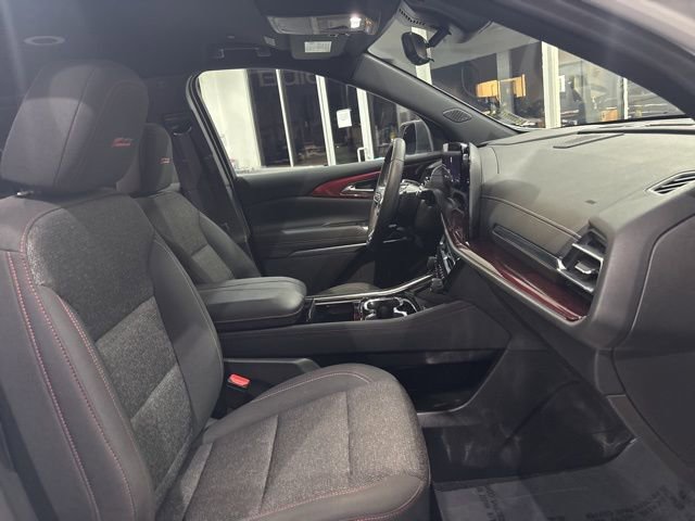 Used 2024 Chevrolet Traverse Z71 w/ Enhanced Driving Package image 39