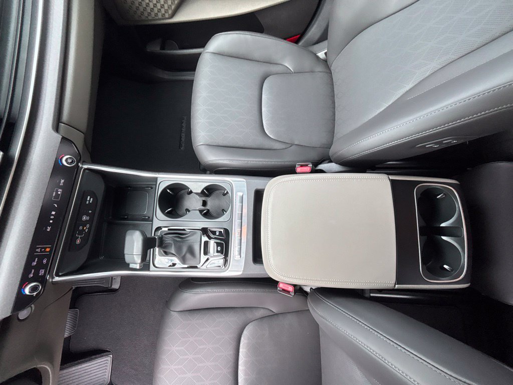 Certified 2026 Kia Carnival EX FWD image 14