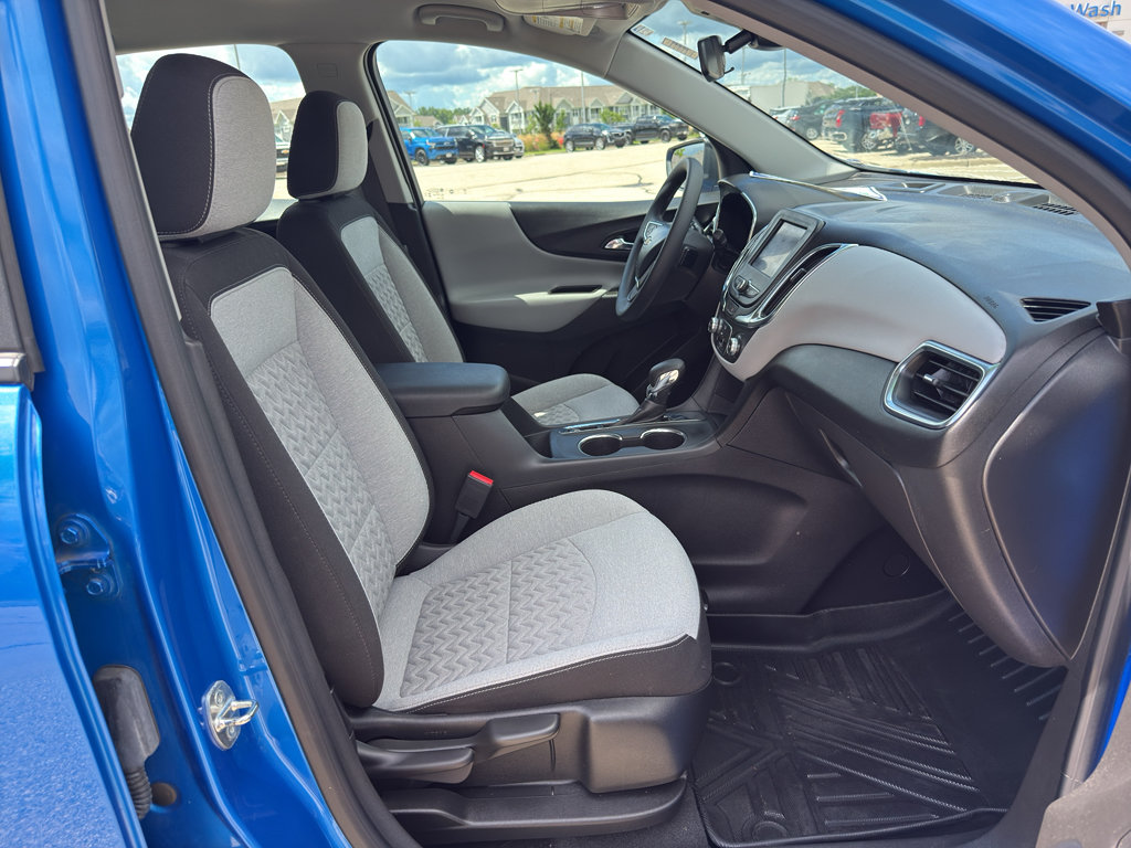 Used 2024 Chevrolet Equinox LS FWD image 33