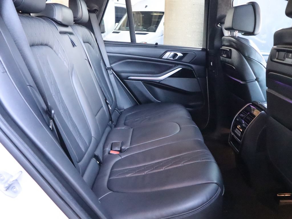 Used 2020 BMW X5 M50i w/ Executive Package AWD/4WD image 38