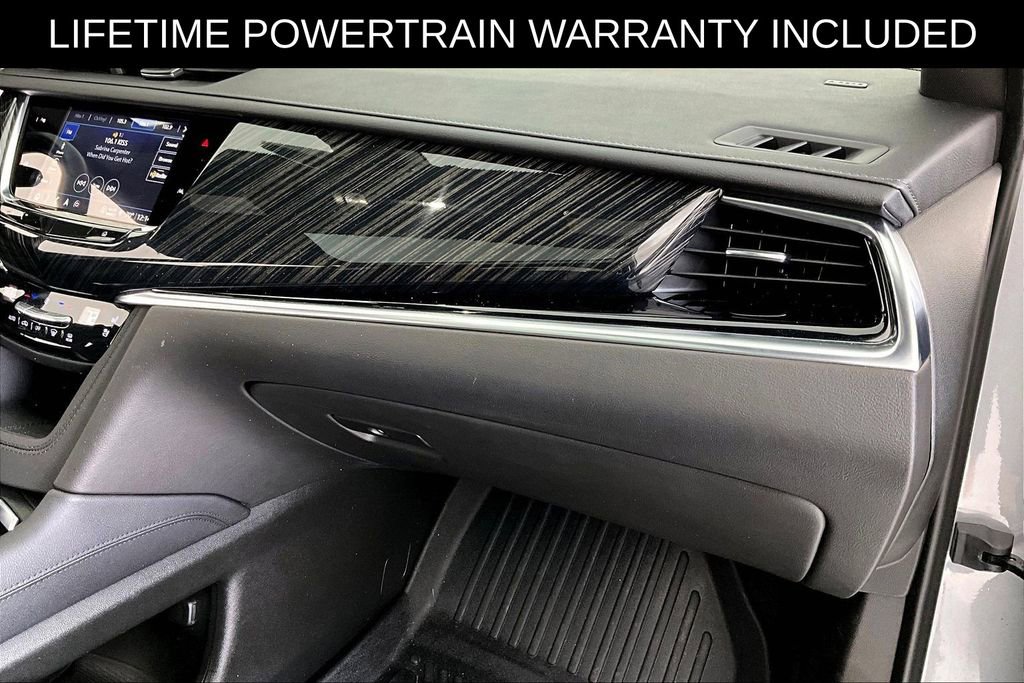 Used 2025 Cadillac XT6 Premium Luxury FWD image 20