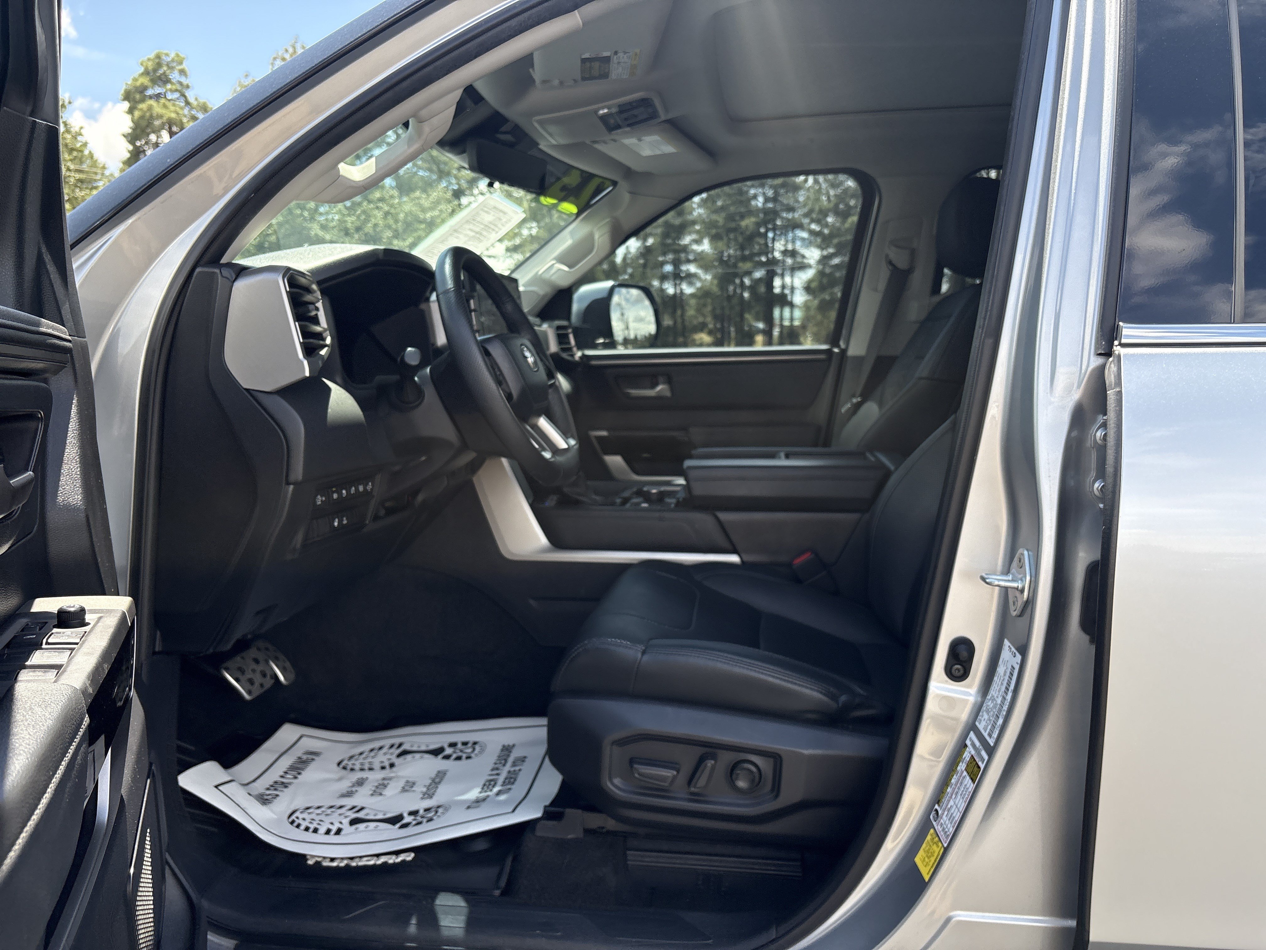 Used 2023 Toyota Tundra Limited w/ TRD Off-Road Package AWD/4WD image 14