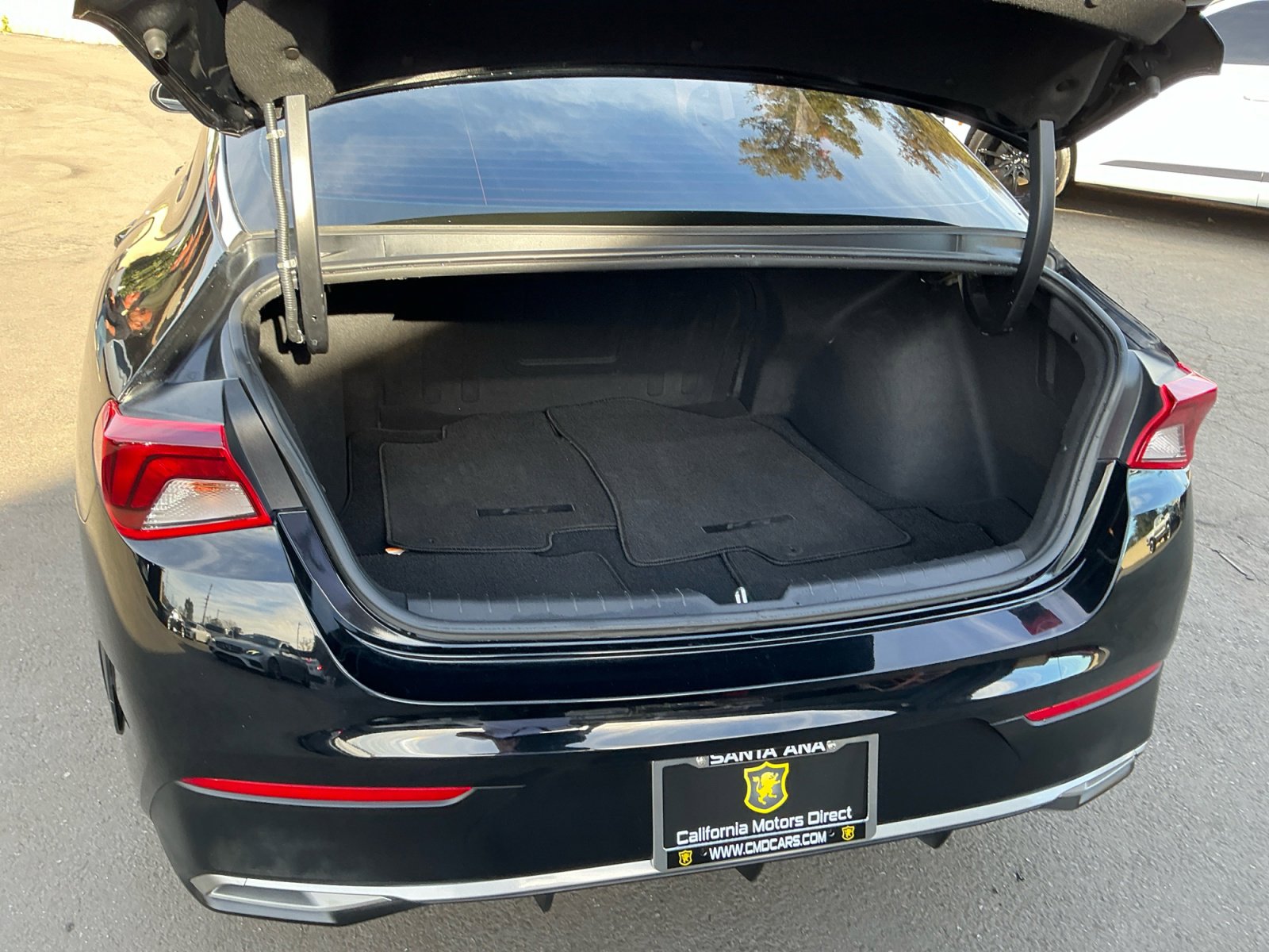 Used 2022 Kia K5 LX image 25