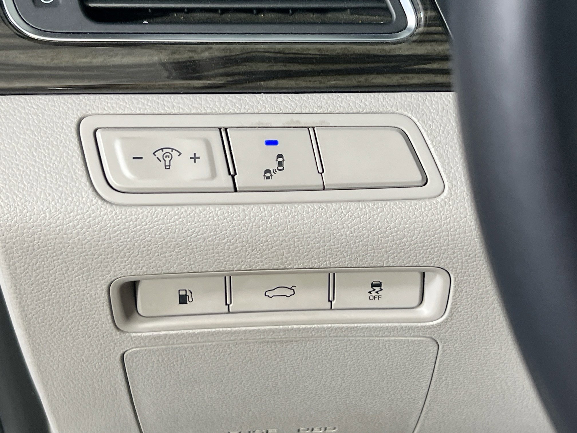 Used 2016 Hyundai Sonata Limited FWD image 10