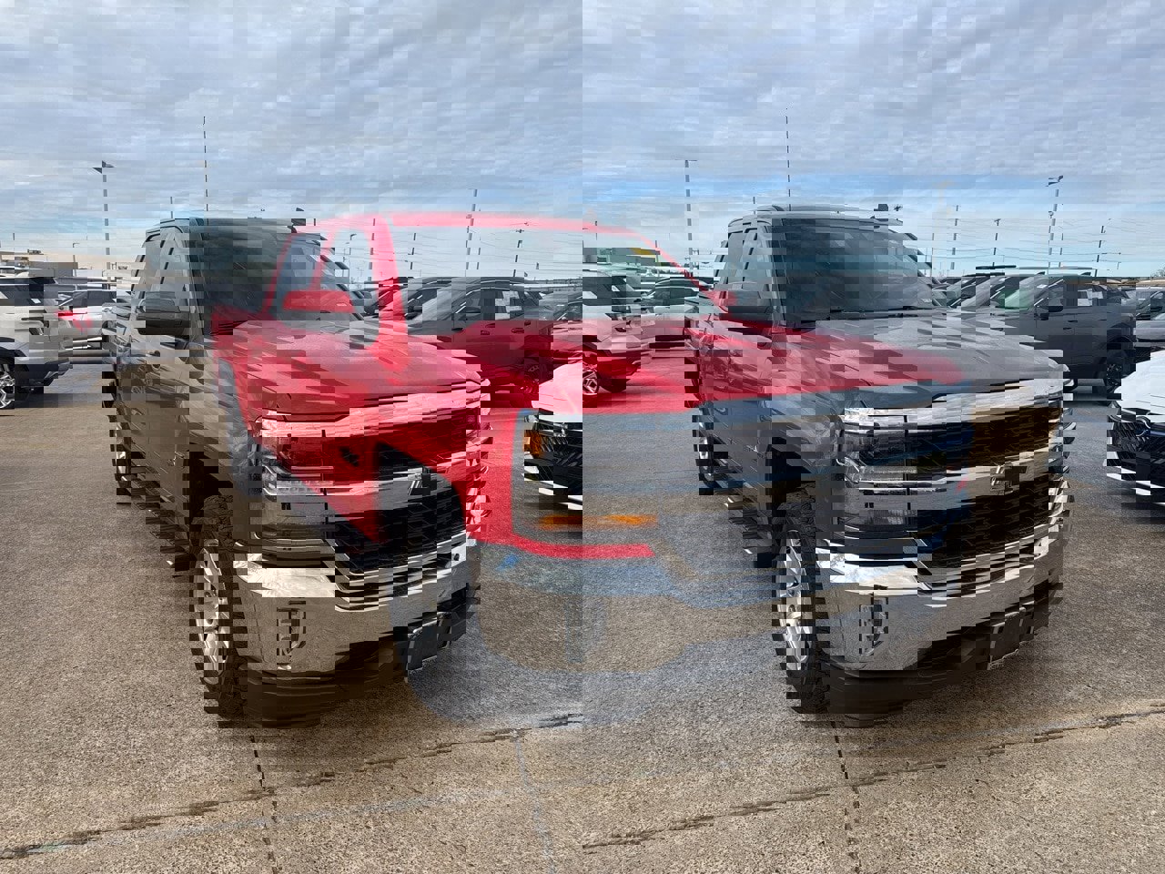 Used 2018 Chevrolet Silverado 1500 LT w/ LT Eassist Package image 1