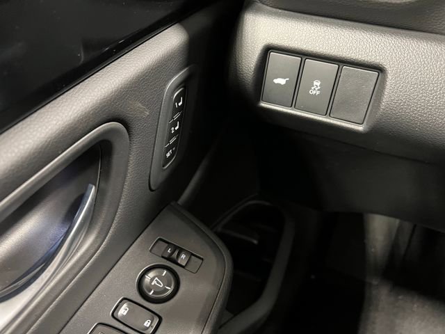 New 2025 Honda Pilot Touring image 21