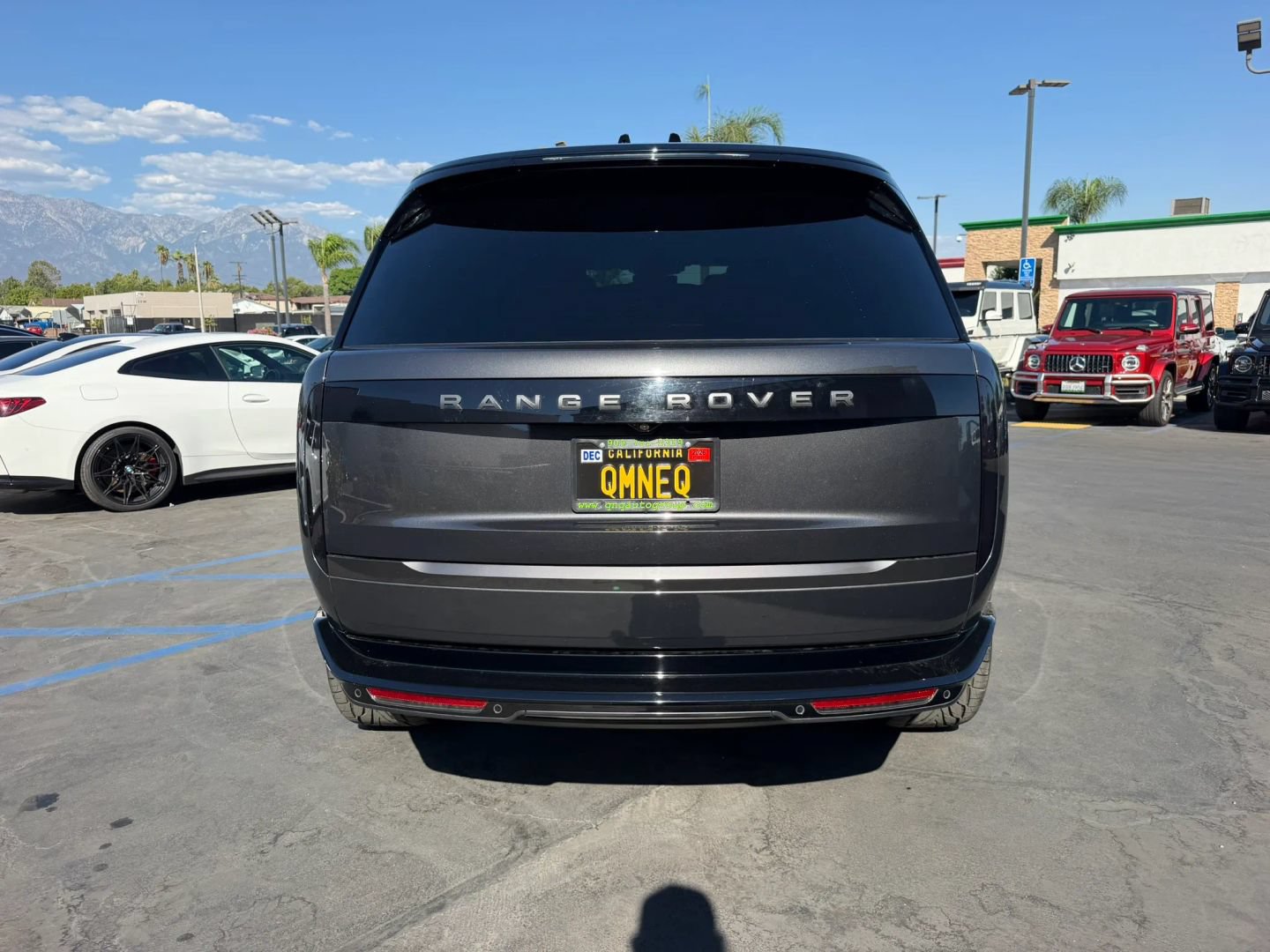 Used 2025 Land Rover Range Rover Long Wheelbase Autobiography AWD/4WD image 7