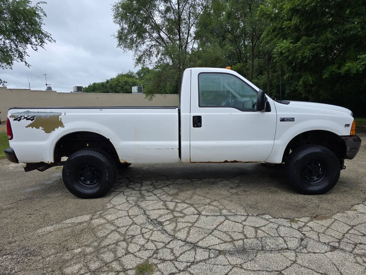 Used 2001 Ford F250 XLT AWD/4WD image 4