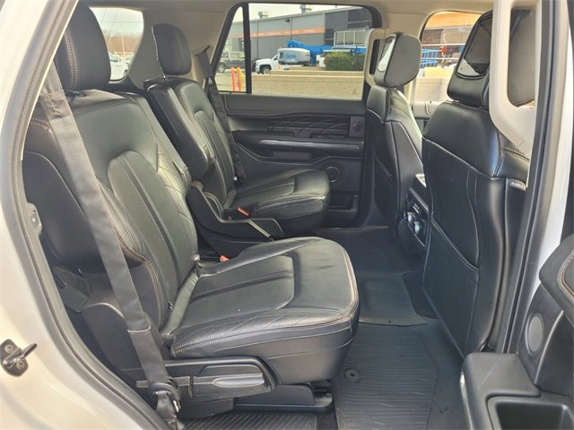 Certified 2019 Ford Expedition Platinum image 17